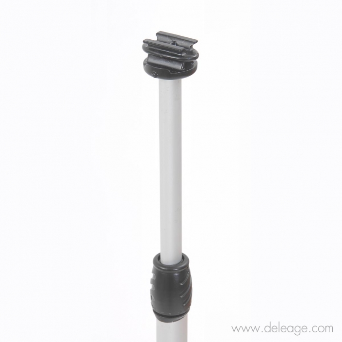 DSC_6632 Totem autoporte tripod attache 4