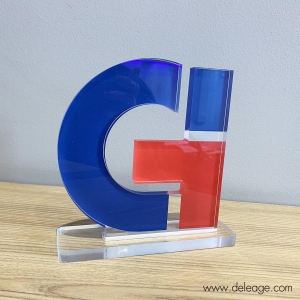 Trophée plexi sur mesure