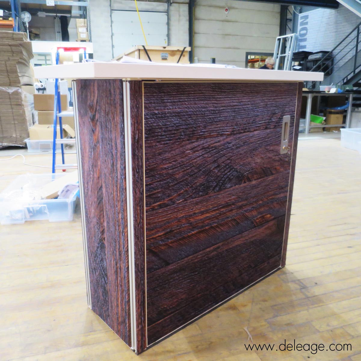 comptoir-porte-accueil-desk-stand Comptoir porte accueil desk stand