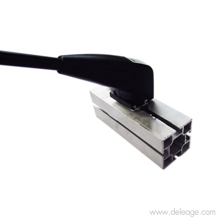 spot-halogene-150w-attache-profile-2 Spot halogene 150w attache profile