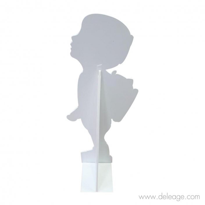 personnage-silhouette-sur-equerre Personnage silhouette sur equerre