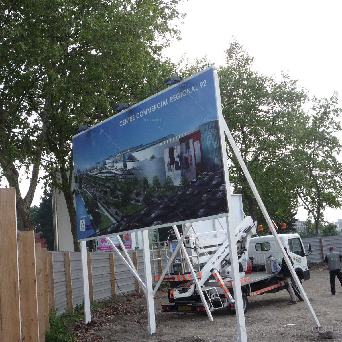 panneau-affichage-structure-bois Panneau affichage structure bois — Affichage extérieur PANNEAU PUBLICITAIRE scellement ou cunette