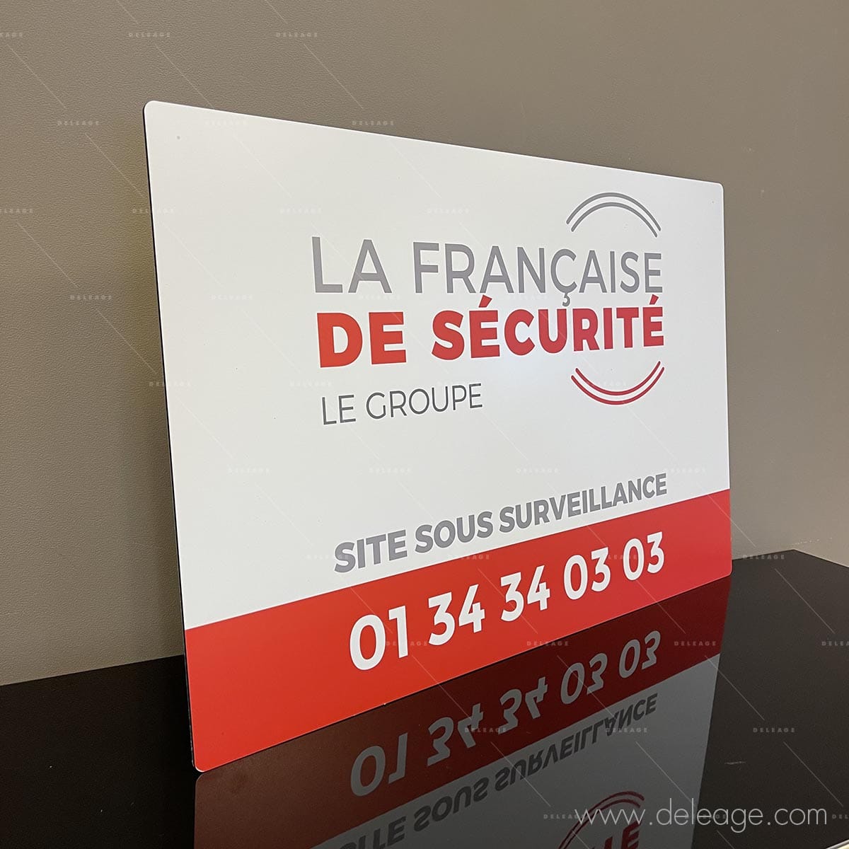 panneau-dibond-blanc-4 Panneau Dibond blanc — Plaque enseigne ALU/DIBOND (vue 4)