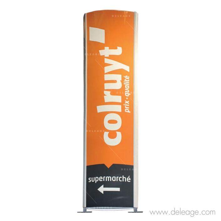 totem-lumineux-galbé-87mm-1-1.jpg Totem lumineux galbé 87mm — Signalétique extérieure TOTEM LUMINEUX profilé 87 mm