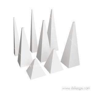 Pyramides — PYRAMIDE POLYSTYRÈNE 20kg/m3