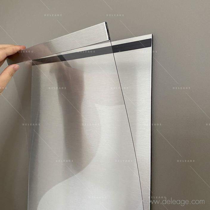 porte-affiche-alu-8 Porte affiche alu — Porte affiche PORTE VISUEL MURAL magnétique A4 et A3 (vue 8)