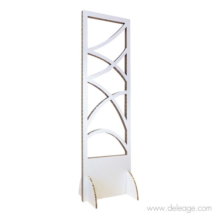 totem-carton-deco-transparent-pieds-carton-detoure Mobilier en carton CLOISON SÉPARATRICE Claustra