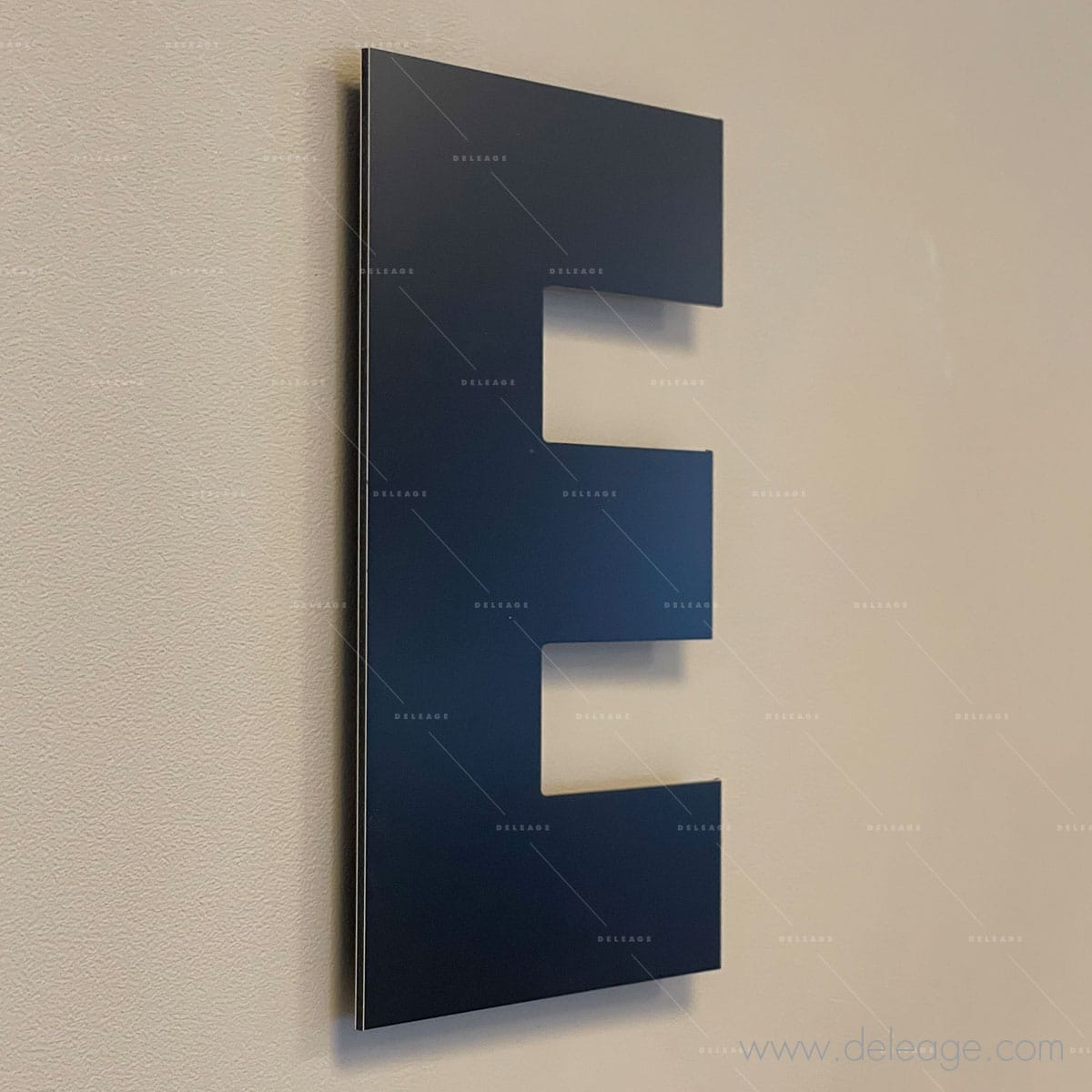 Lettres-dibond3mm-noir Lettres dibond3mm noir — Lettre et logo ALUMINIUM/DIBOND