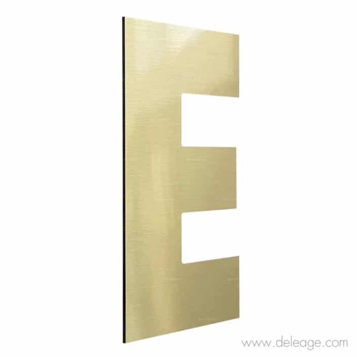 dibond-or-brosse-d Dibond or brosse d — Lettre et logo ALUMINIUM/DIBOND