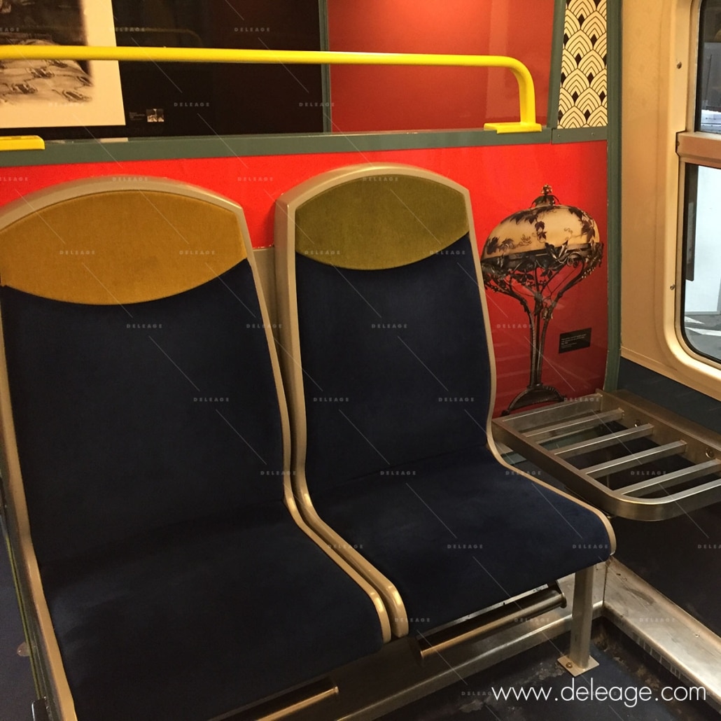 décor-adhésif-train-du-cinema Décor adhésif train du cinema — TOTAL COVERING dans le RER D le train du cinéma