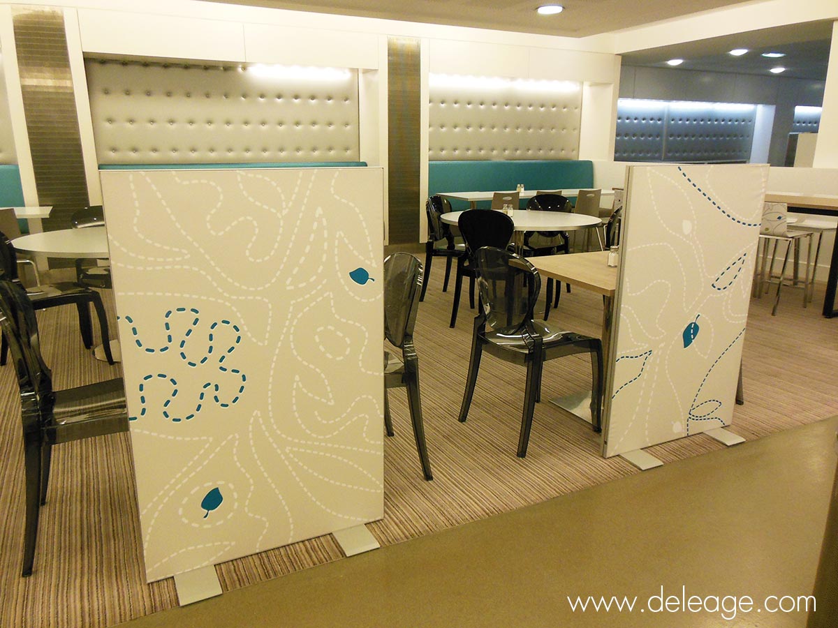 autoportant-tissu-tendu Autoportant tissu tendu — Décorez votre restaurant d'entreprise