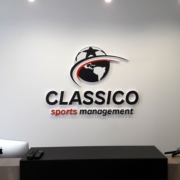 Classico sport management — Le logo CLASSICO SPORTS MANAGEMENT en volume polystyrène (vue 2)