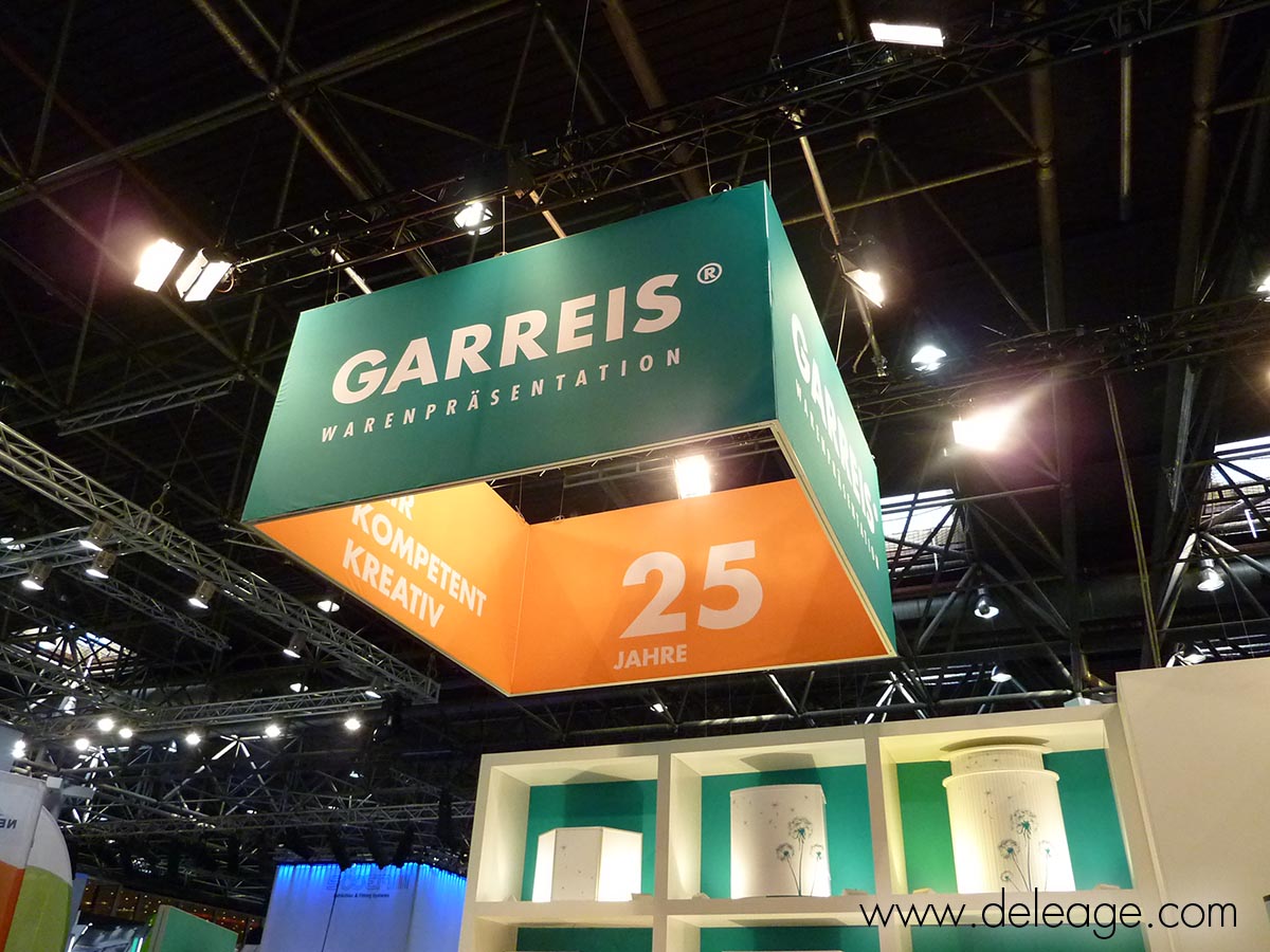 enseigne-de-stand Enseigne de stand — Comment préparer votre évènement ?