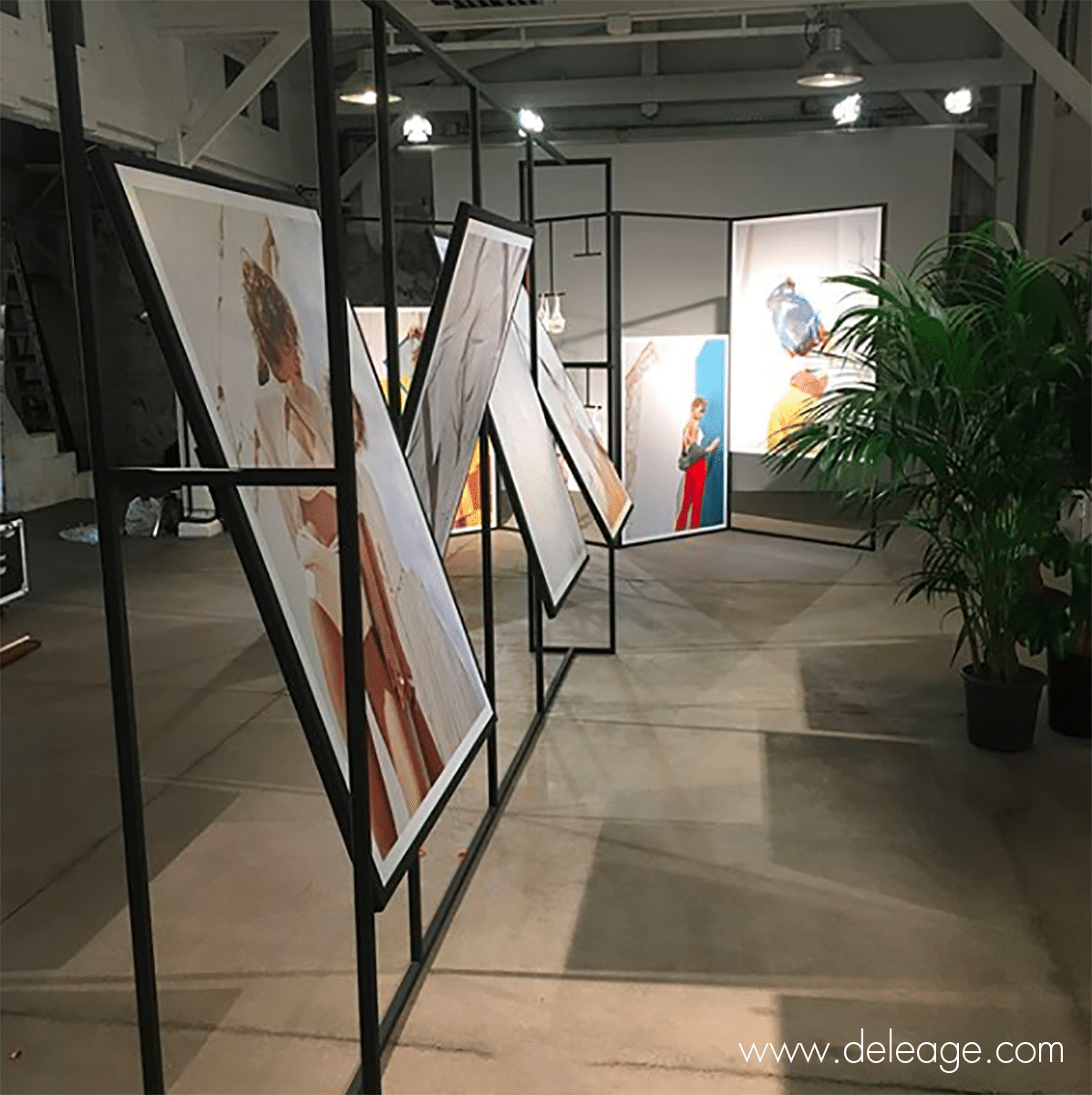 stand-expo-T3DECO2 Stand expo t3deco2 — Comment organiser une exposition de tableaux ?