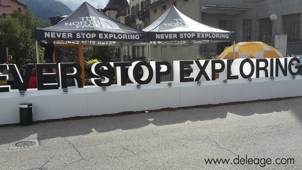 stand-extérieur Stand extérieur — Quel matériel choisir pour un événement à l’extérieur ?