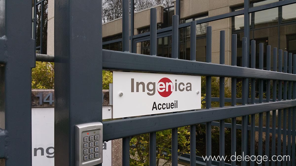 panneau-acceuil-sur-grille Panneau acceuil sur grille — La signalétique extérieure