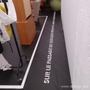Parcours visiteur marquage sol — Suivez le MARQUAGE AU SOL c'est pour RIRE !