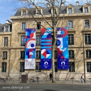 Bâches jo paris 2024 sur facade immeuble parisien (vue 5)