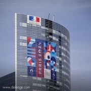 Microperforee grand format — Habillage aux couleurs des JO PARIS 2024 sur la façade de la tour Sequoia