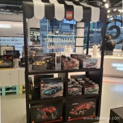 Comptoir LEGO Technic – PLV sur mesure Citadium