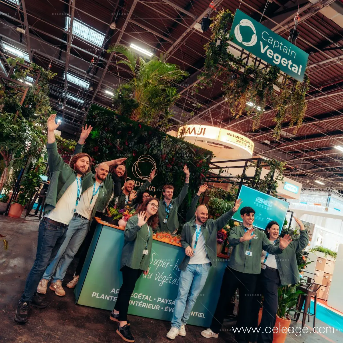 3-stand-evenementiel-sur-mesure-captain-vegetal-workspace-equipe 3 stand événementiel sur mesure captain végétal workspace equipe